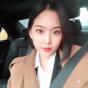 Meet your Posher, Bailey